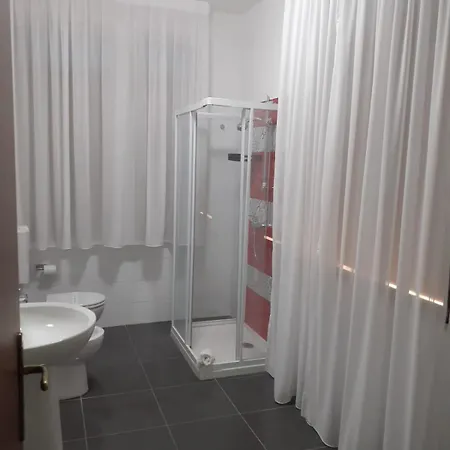 Lovely - & Aparthotel 3*