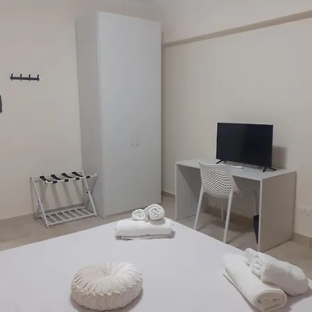 Apart-hotel Lovely - & Bianco